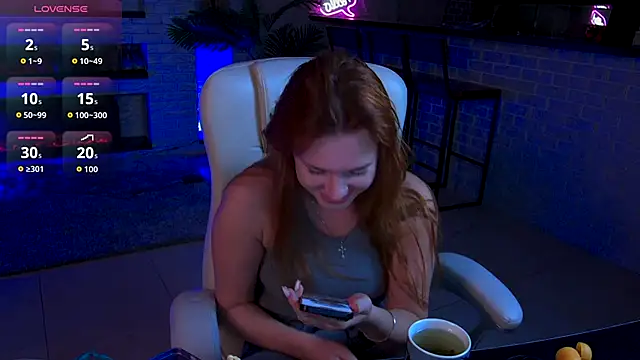 Snapshot of LisaElfy chatting on 09/25/25, 04:13 LisaElfy online show from 09/25/25, 04:13