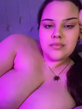 Snapshot of 31MoonLight13 chatting on 03/15/25, 10:11 31MoonLight13 online show from 03/15/25, 10:11