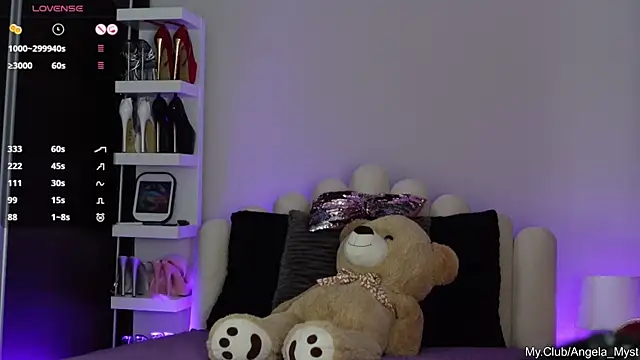 Angela Myst online show from 04/03/26, 11:27