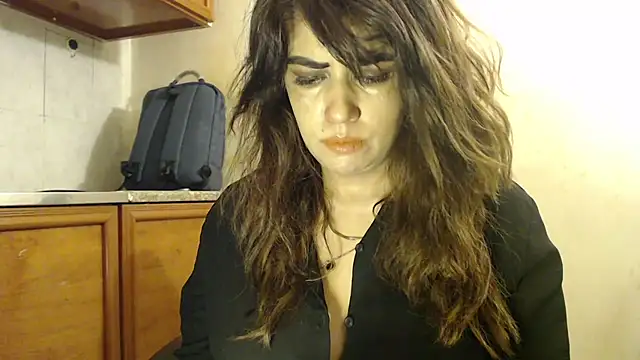 pareeti online show from 10/28/25, 12:59