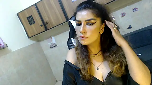 pareeti online show from 03/10/26, 04:44