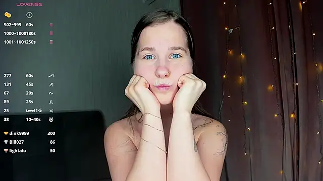 LinaCristonsen online show from 01/11/25, 06:54