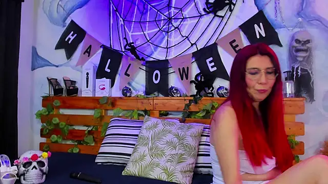 Perla Franco online show from 10/21/25, 06:02