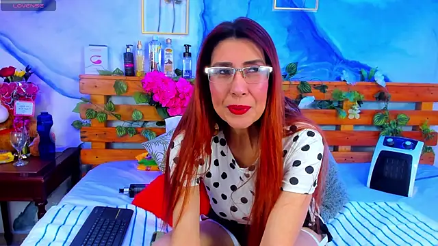 Perla Franco online show from 03/11/25, 06:08