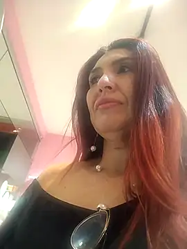 Snapshot of Perla_Franco chatting on 02/14/26, 11:38 Perla Franco online show from 02/14/26, 11:38