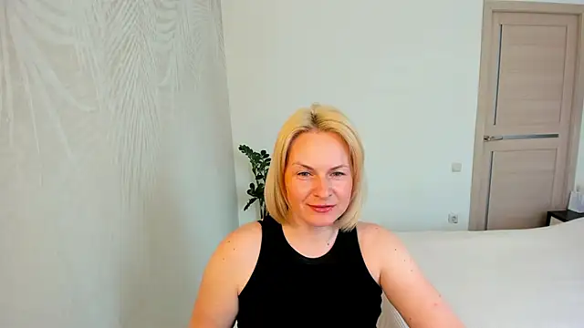 Alicee Gracee online show from 04/24/26, 09:55