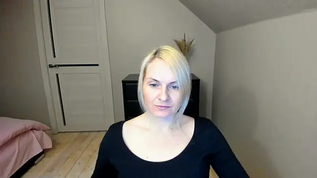 Snapshot of Alicee_Gracee chatting on 03/04/25, 06:29 Alicee Gracee online show from 03/04/25, 06:29