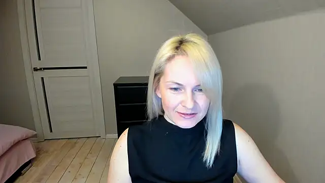 Snapshot of Alicee_Gracee chatting on 03/09/25, 06:43 Alicee Gracee online show from 03/09/25, 06:43