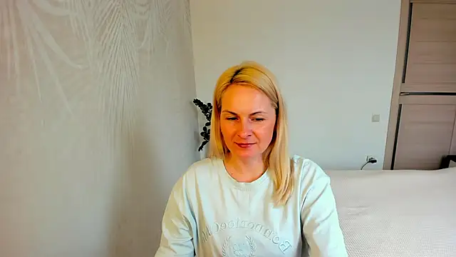 Snapshot of Alicee_Gracee chatting on 03/26/26, 10:46 Alicee Gracee online show from 03/26/26, 10:46