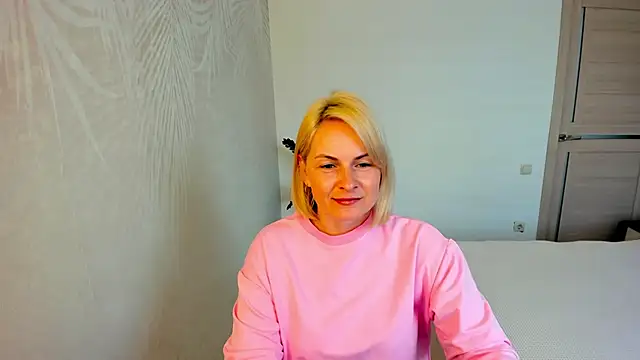 Alicee Gracee online show from 04/28/26, 08:41