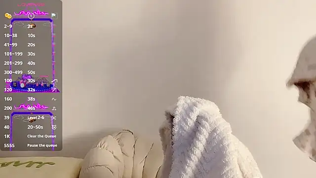 AnneYasir online show from 12/06/24, 02:44