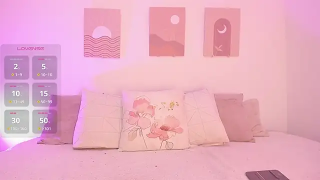 Mia Heartt online show from 02/10/25, 10:40