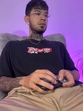 Anthony-Martin online show from 11/11/25, 12:11