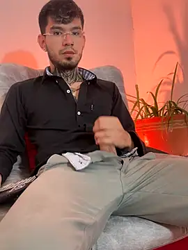 Anthony-Martin online show from 11/07/25, 02:43