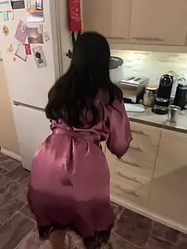 Snapshot of ScarletAss chatting on 01/18/25, 07:37 ScarletAss online show from 01/18/25, 07:37