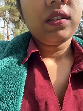 Snapshot of ScarletAss chatting on 09/18/25, 11:13 ScarletAss online show from 09/18/25, 11:13