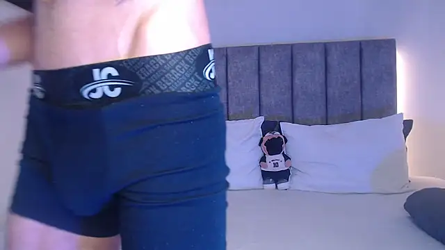 evil boys 77 online show from 01/07/25, 02:20