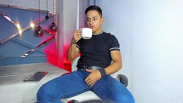 Lucii fer  online show from 03/14/26, 11:38