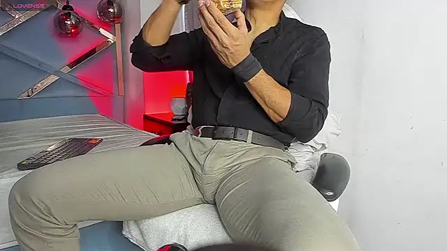 Lucii fer  online show from 03/07/26, 11:38