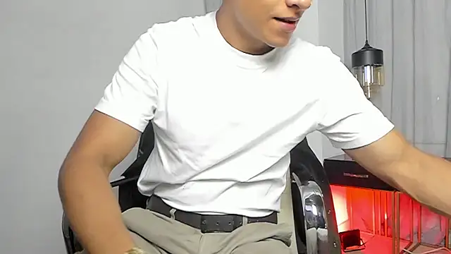 Lucii fer  online show from 07/28/26, 12:12
