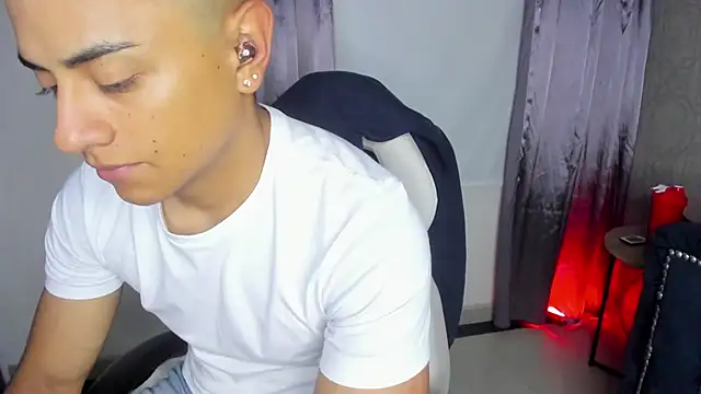 Lucii fer  online show from 01/14/26, 11:36