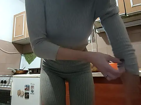 beaverwoman online show from 11/10/25, 01:49