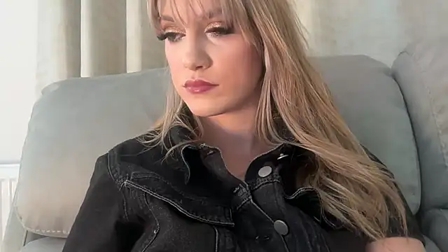 LustfulLuna  online show from 03/30/26, 03:46