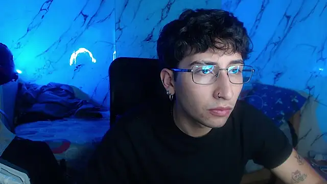 Snapshot of Dereck_Dickson chatting on 02/02/26, 10:42 Dereck Dickson online show from 02/02/26, 10:42