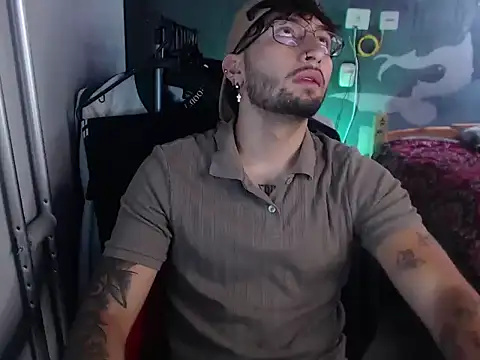 Dereck Dickson online show from 10/24/25, 03:44