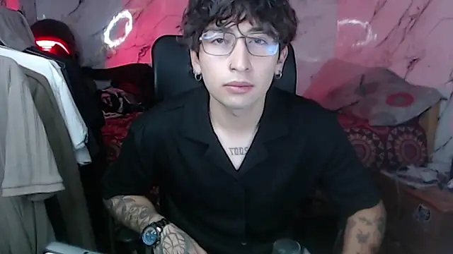 Snapshot of Dereck_Dickson chatting on 01/16/26, 03:10 Dereck Dickson online show from 01/16/26, 03:10