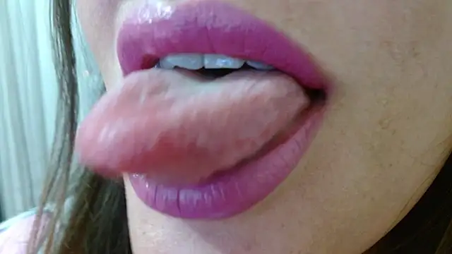 Snapshot of miss_evoleth2 chatting on 07/02/26, 01:17 miss evoleth2 online show from 07/02/26, 01:17