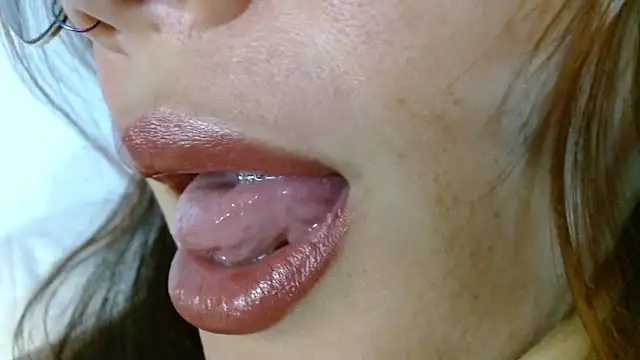 miss evoleth2 online show from 10/10/25, 08:20