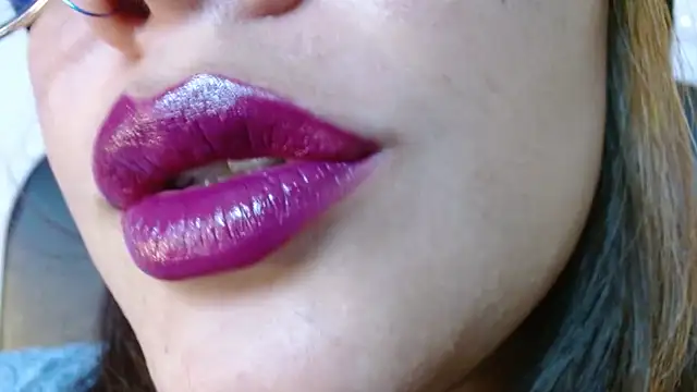 miss evoleth2 online show from 11/29/25, 08:47