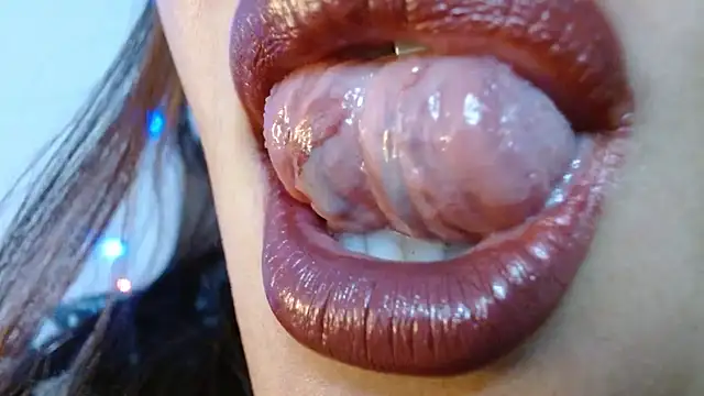 miss evoleth2 online show from 12/05/25, 06:56