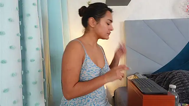 AshiaEkta1 online show from 02/01/26, 05:38