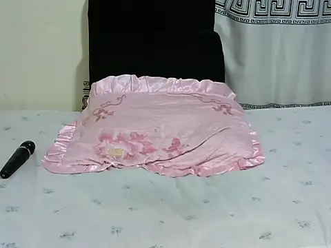 Sassyever online show from 12/15/25, 12:49