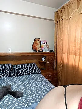 Lucy Chery online show from 09/25/25, 09:54