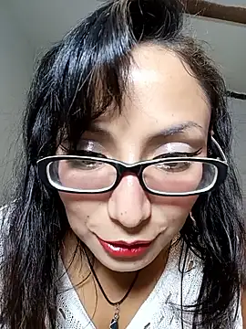Lucy Chery online show from 06/01/26, 03:29