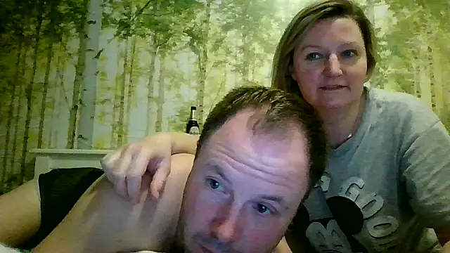 Snapshot of CoupleKitty chatting on 02/16/25, 09:49 CoupleKitty online show from 02/16/25, 09:49