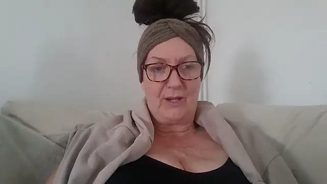 Tillieuk online show from 06/04/26, 01:27
