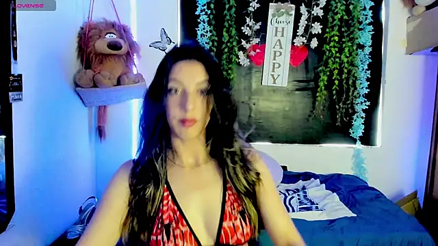 Snapshot of queen-natty chatting on 05/26/26, 01:53 queen-natty online show from 05/26/26, 01:53