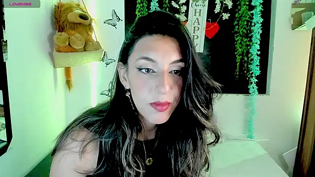Snapshot of queen-natty chatting on 07/01/26, 02:56 queen-natty online show from 07/01/26, 02:56