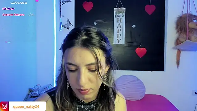 Snapshot of queen-natty chatting on 01/20/25, 07:25 queen-natty online show from 01/20/25, 07:25