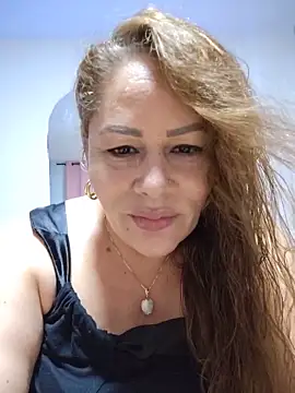 SluttyMilf79 online show from 06/05/26, 06:18