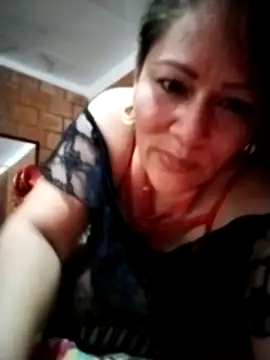 Snapshot of SluttyMilf79 chatting on 02/14/25, 10:47 SluttyMilf79 online show from 02/14/25, 10:47