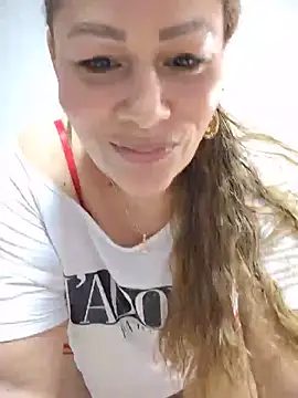 SluttyMilf79 online show from 05/15/26, 07:17