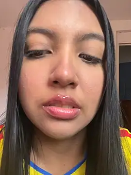 nicole fisherr online show from 07/07/26, 09:40