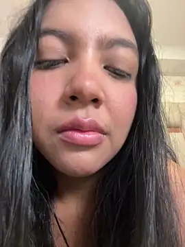 nicole fisherr online show from 04/28/26, 07:57