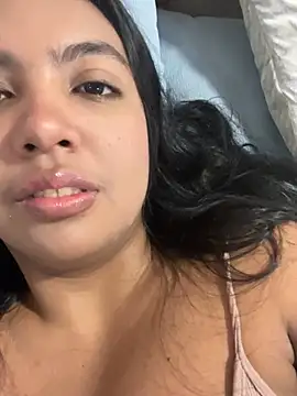 nicole fisherr online show from 04/22/26, 06:53