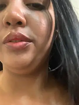 nicole fisherr online show from 03/23/25, 04:27